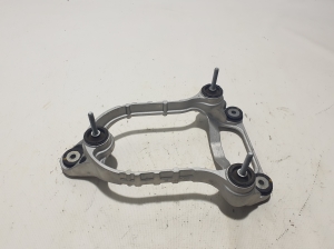 Hyundai IONIQ 5 I (2021–2026) A/C compressor bracket 97703GI000 - 3