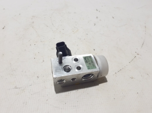 Air conditioner hose valve - DX1T1HNECA02