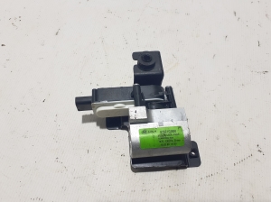  Air conditioner hose valve 