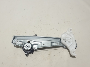 Rear side door window lifter 