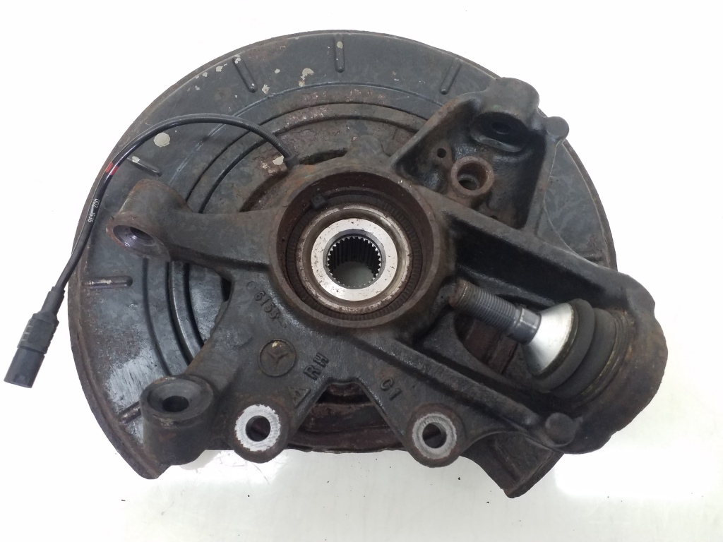 MERCEDES-BENZ M-Class W164 (2005-2011) Rear Right Wheel Hub A1643501408 20980345