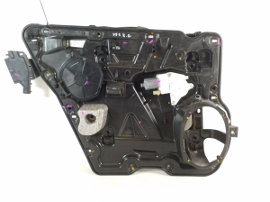 FIAT Freemont (2011–2016) Aizmugurējo sānu durvju logu pacēlājs un tā detaļas - 2