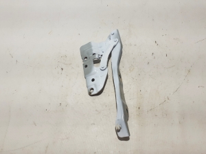 Hood hinge - 66920GI000