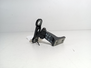 VOLVO S90 (2016–2026) Rear side door upper hinge 31424588 - 2
