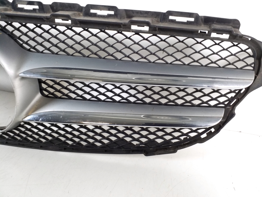 MERCEDES-BENZ C-Class W205/S205/C205 (2014-2023) Front Upper Grill A2058800183 22220623