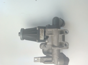  EGR valve 