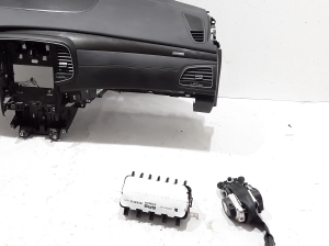 RENAULT Talisman II (2015–2026) Armaturenbrett - 2