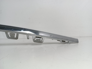 Volkswagen Passat B8 (2014–2023) Chromleiste für die Frontstoßstange 3G0853254 - 3