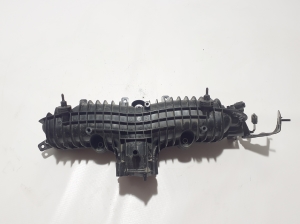 VOLVO S90 (2016–2026) Sisselaskekollektor 31441970 - 2