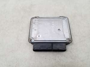 Volkswagen Passat B7 (2010–2014) Engine control unit 03L907309AE - 4
