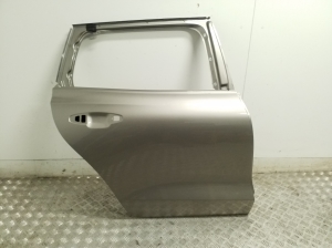  Rear side doors 