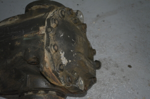 Mercedes Benz C-Class 203 (2000–2007) Rear differential 2103513308G - 5