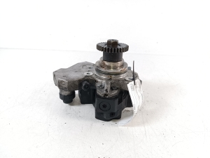 Mercedes Benz C-Class 204 (2007–2014) Kütusepump ja selle osad - 2