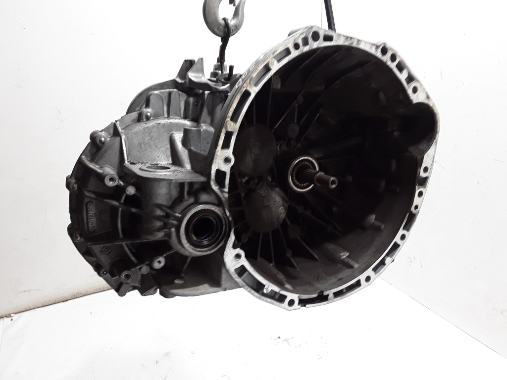 RENAULT Trafic 3 generation (2014-2023) Gearbox PF6068 22258384