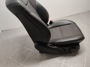 Mercedes Benz C-Class 204 (2007–2014) Vordersitz und seine Teile - 4