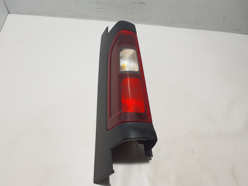 RENAULT Trafic 3 generation (2014-2023) Rear Left Taillight 265556737R 22224427