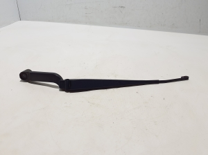   Windshield wiper blade 