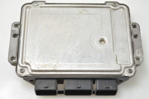 Ford Focus (2004–2011) Engine control unit 5M5112A650LB - 3