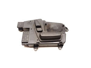 Front seat adjustment switch (on seat) - A1648201410