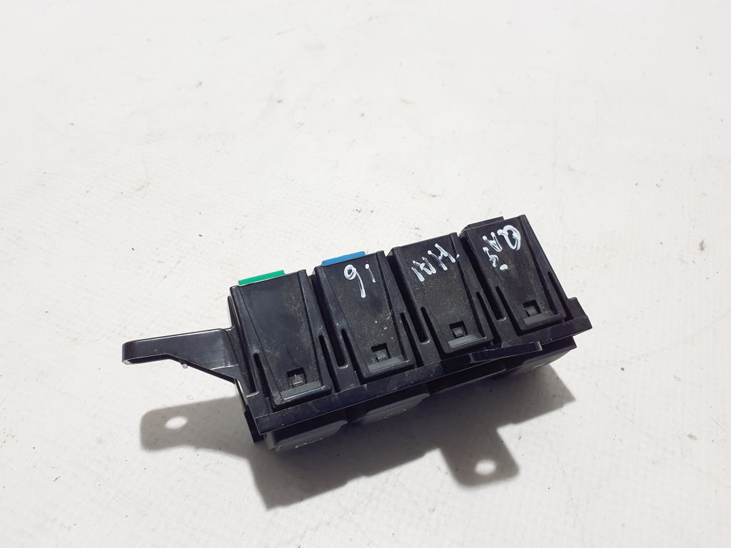 NISSAN Qashqai J11 (2013-2022) ESP switch 251451KA0A 22451849