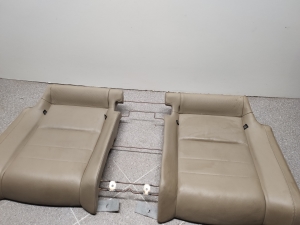  Rear seat seat 