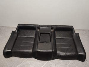   Rear seat seat 