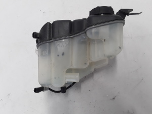  Tank for coolant 