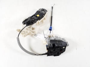 Rear side door lock - 3C4839016A
