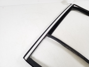 Volkswagen Tiguan (2007–2016) Sonstiges Teil der hinteren Seitentür 5N0839432H - 2