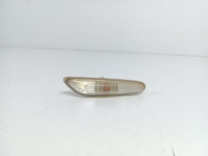 Seitenblinker Kotflügel vorne