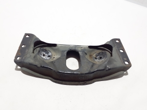 Porsche Panamera 970 (2009–2016) Getriebehalter 97037503302 - 3