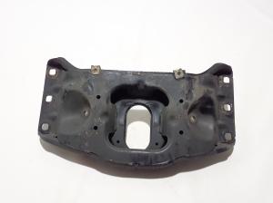 Porsche Panamera 970 (2009–2016) Getriebehalter 97037503302 - 4