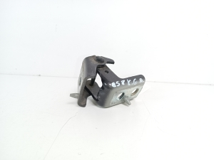 Peugeot 2008 (2013–2026) Rear side door lower hinge - 2