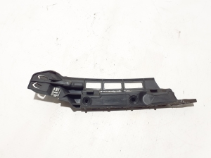  Rear bumper bracket 