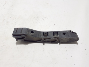  Front bumper bracket 