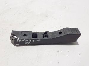  Front bumper bracket 