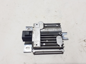  Fuel pump control module 