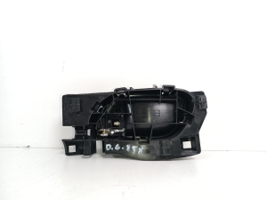 Peugeot 2008 (2013–2026) Rear side door interior handle 96555516VV - 2
