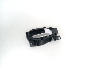 Peugeot 2008 (2013–2026) Rear side door interior handle 96555516VV - 3