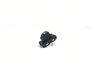 Peugeot 2008 (2013–2026) Rear side door window switch 96751119ZD - 3