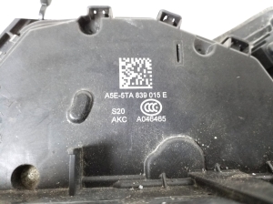 Volkswagen Golf VII (2012–2026) Rear side door lock 5TA839015E - 2
