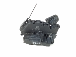 Rear side door lock - 5TA839015E