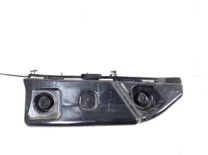 Rear bumper bracket - A1768850165