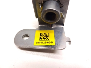 Tesla Model 3 3 (2016–2024) Pidurivoolik ees 1044722-00--D - 3