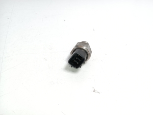  High pressure fuel line sensor 