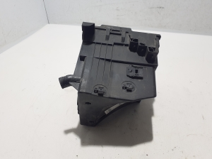 NISSAN Primastar X83 (2001–2014) Sicherungskastengehäuse unter der Motorhaube 240119269R - 2