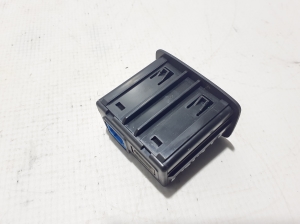 NISSAN Primastar X83 (2001–2014) USB port 280230006R - 2