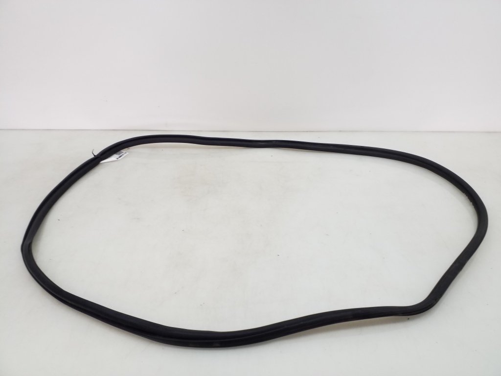 MERCEDES-BENZ Vito W639 (2003-2015) Rear sealing rubber A6396713120, A6396713120, A6396710720 20980308