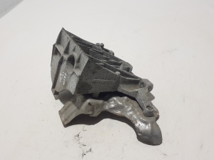 NISSAN Primastar X83 (2001–2014) Engine bracket 8200798760 - 2