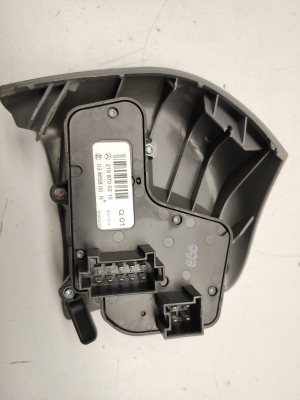 Mercedes Benz CLS-Class 219 (2004–2010) Sitzverstellschalter A2198700210 - 2
